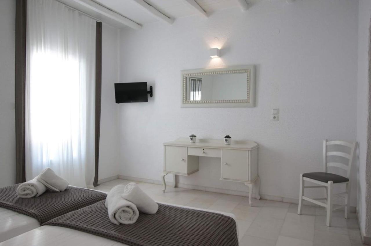 Parian Lithos Residence Náoussa Chambre photo